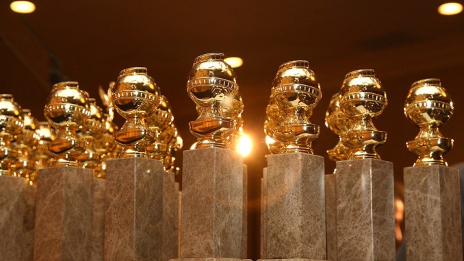 golden-globes-statues