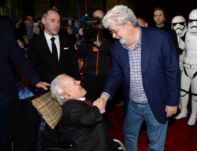 kenny-baker-and-george-lucas